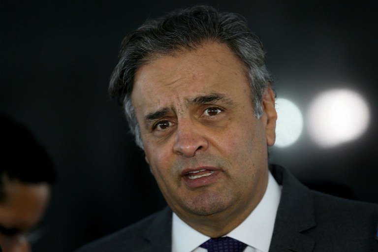 A hora e a vez de Aécio